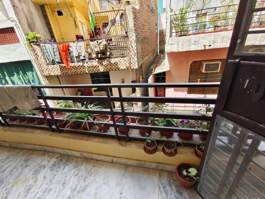 Peaceful Stay 1 Bhk Appartment ニューデリー エクステリア 写真