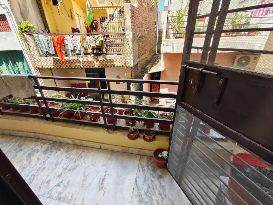 Peaceful Stay 1 Bhk Appartment ニューデリー エクステリア 写真